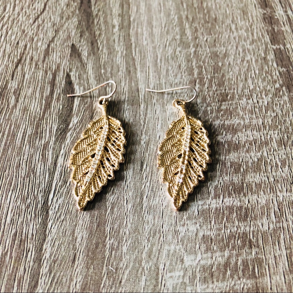 🍂✨ Gold Leaf Earrings with Gemstones Nature Autumn Fall ✨🍂